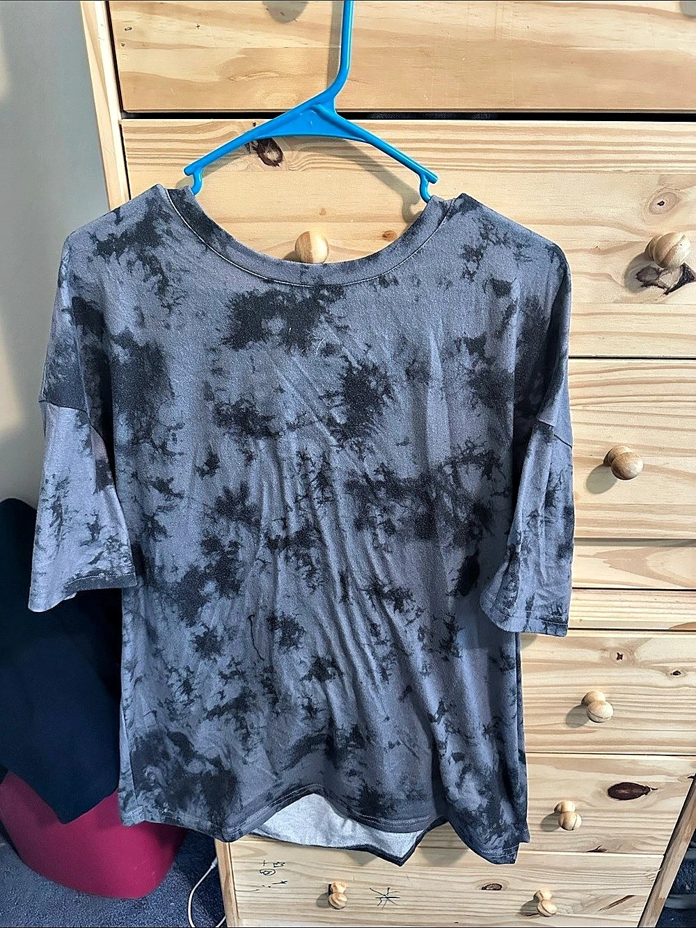 Tie-Dye Short Sleeve Tee in Gray & Black Size Large